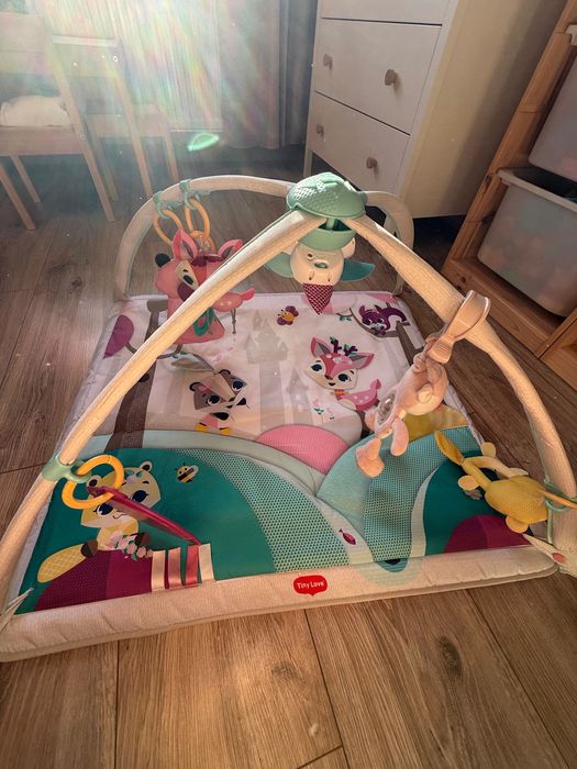 Mata edukacyjna Tiny Love