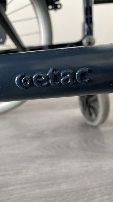 Инвалидная коляска