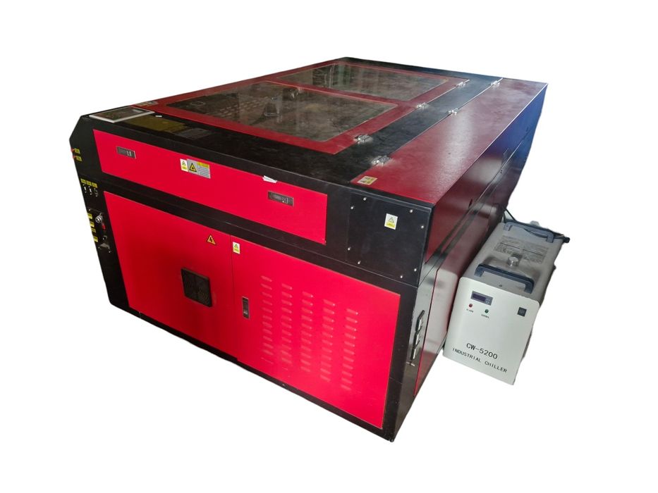 Ploter laserowy CO2