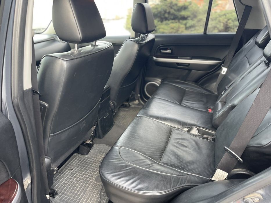 Suzuki Grand Vitara 2.0 Газ