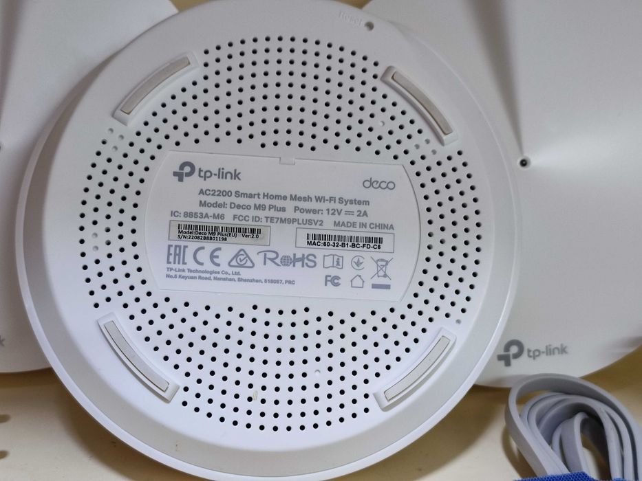 3x TP-Link Deco M9 Plus AC2200 Mesh Wi-Fi