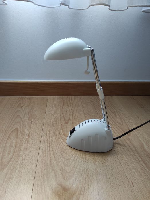 Candeeiro de escritório branco