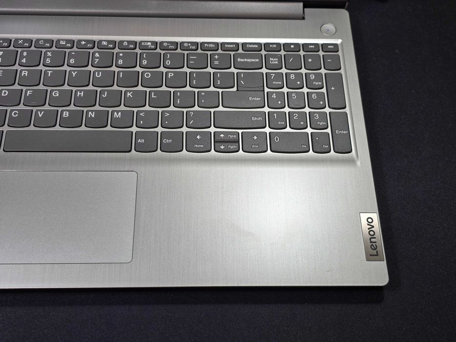 Lenovo Ideapad 3-15IK05 / i5-1035G1 1.0GHz / 12GB 3200MHz DDR4 / 512GB M2 / 15.6" FHD IPS 60Hz / Grade A / GW 12 miesięcy