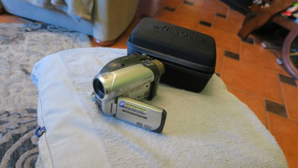 Kamera cyfrowa Sony DCR-DVD 92E
