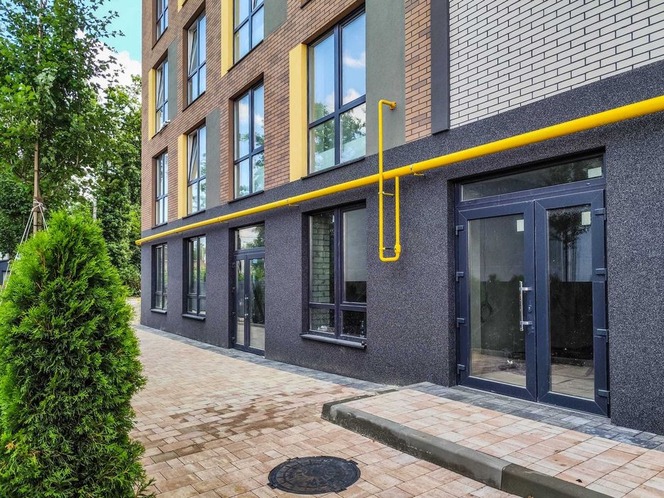 Фасадне приміщення, 77,4 м2,  багатоквартирний ЖК з Укриттям!