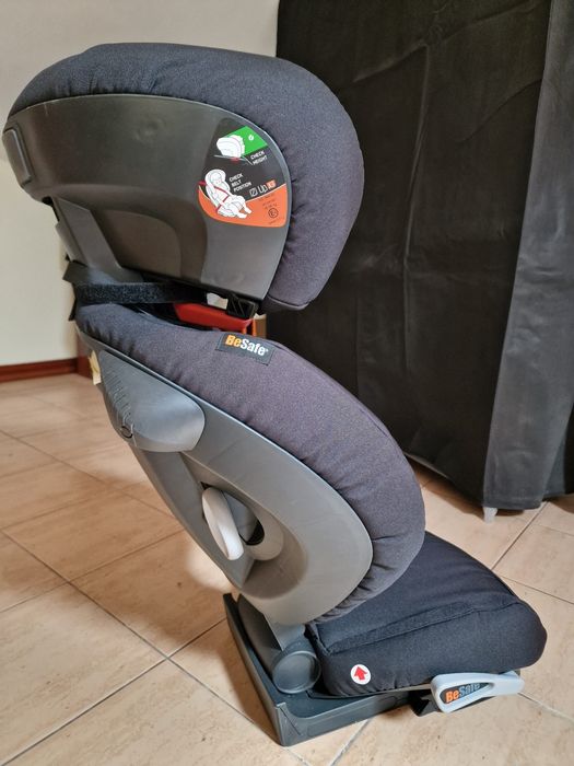 Cadeira de criança BeSafe IzI Up X3 4-12 anos 15-36Kg
