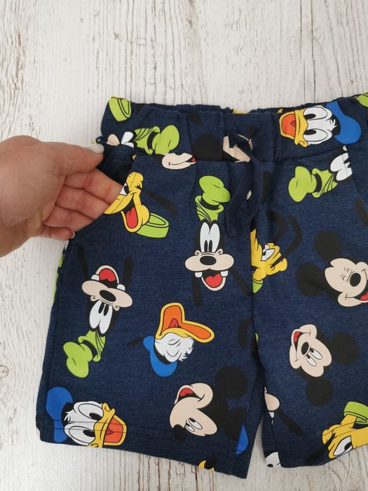 Spodenki chłopięce Disney w rozm. 116, idealne
