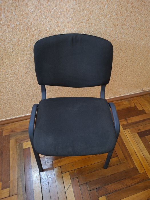 Стілець офісний добрий стан