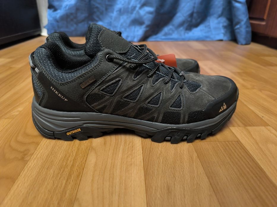 Термо кроссовки,трекинговые, Waterproof, размер 44,стелька 28 см