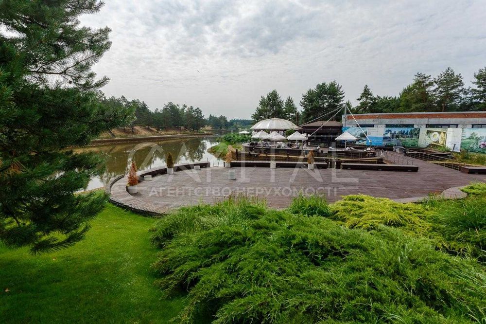 Продаж 2-поверхового будинку 200м2, с. Лебедівка, КМ Riviera Village