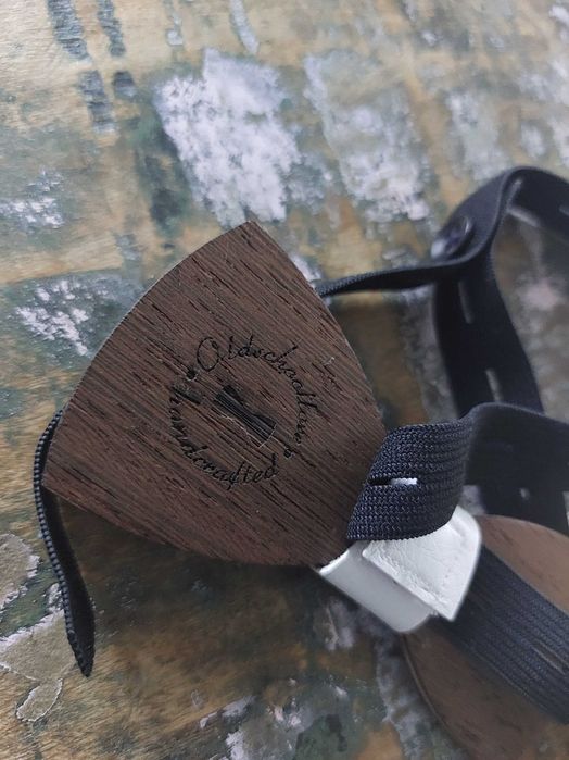 Drewniana mucha do koszuli okazja