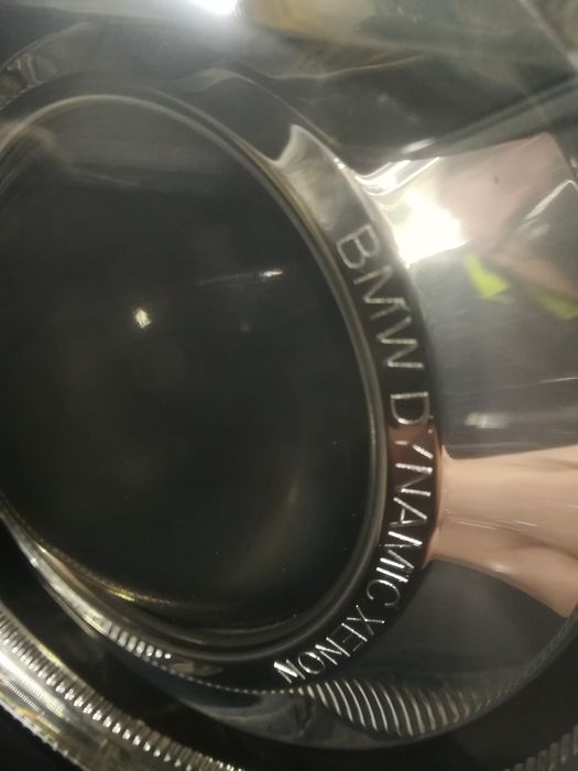 Lampy kompletne  xenon dynamic d2s skretne Europa bmw e60 e61