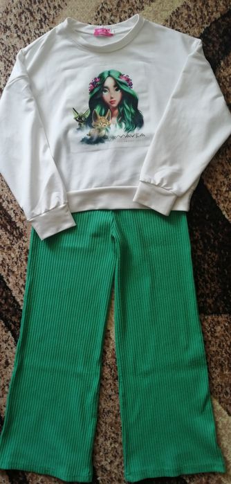 Костюм для дівчинки