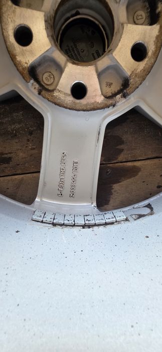 Felgi 17 Audi q2 81a601025b