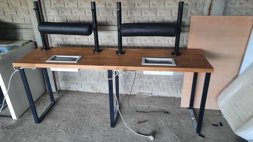 Biurko kosmetyczne likwidacja salonu