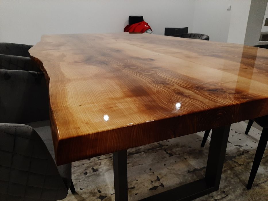 Mesa de jantar estilo rústico