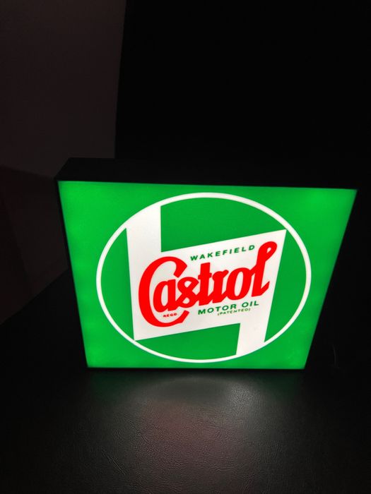 Lightbox Castrol