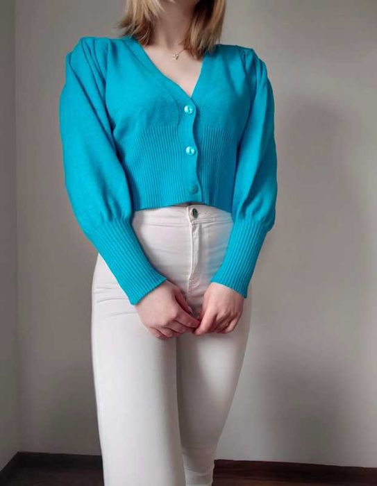 Niebieski krótki kardigan