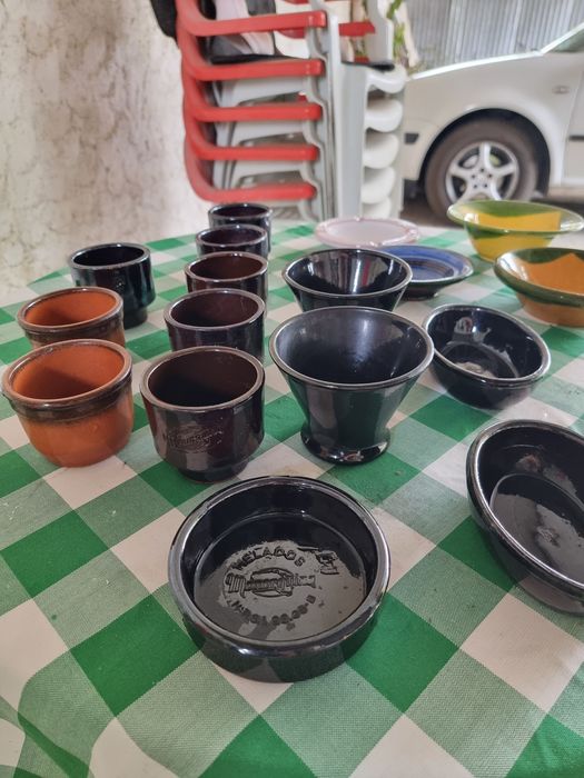 Peças em barro de vários tipos