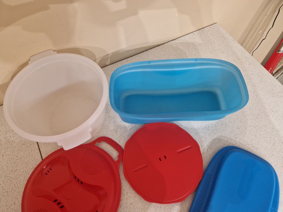 zestaw pojemników tupperware do gotowania ryżu i makaronu w mikrofali