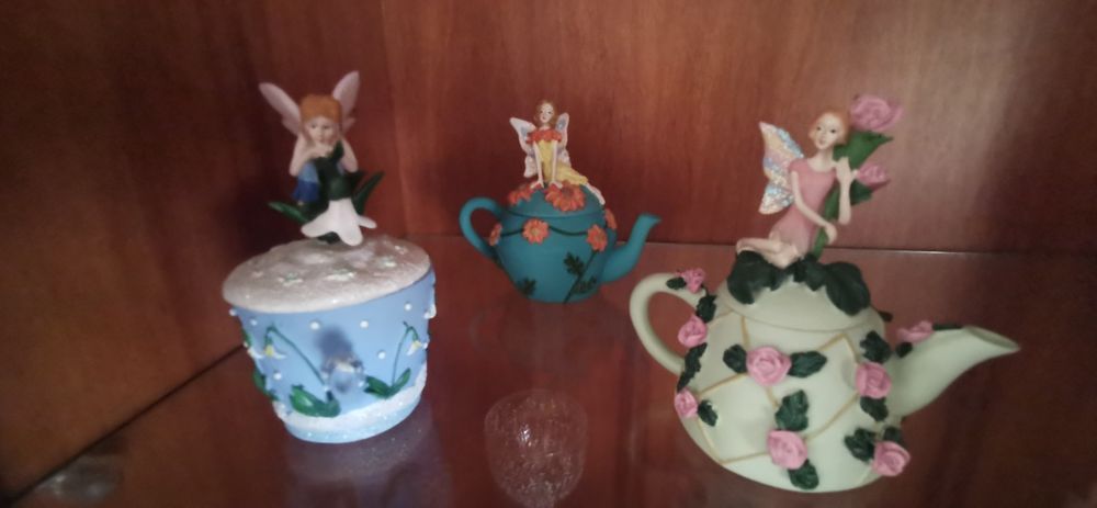 Conjunto de chaleiras decorativas