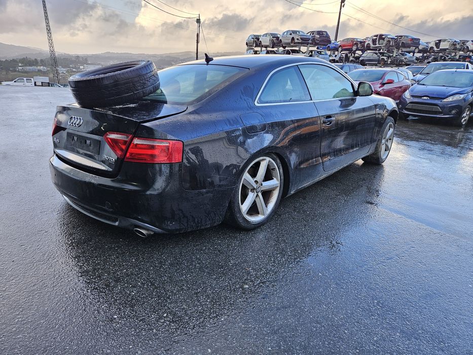 Audi A5 Coupé S Line 3.0 TDi Quattro de 2010 para peças