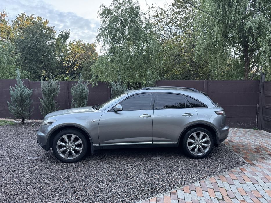 Infiniti FX35 ВЛАСНИК