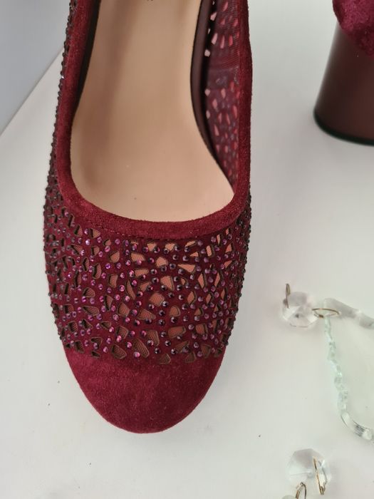 Продам жіночі туфлі