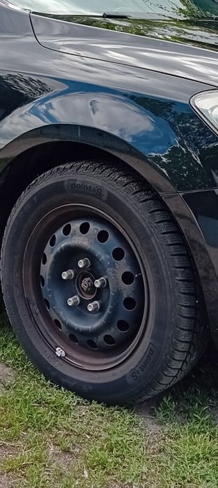 Opony zimowe 15" + felgi stalowe do Kia