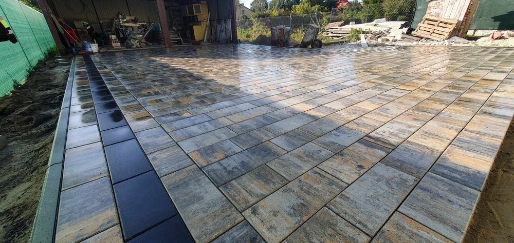 Brukarstwo.Układanie kostki brukowej.