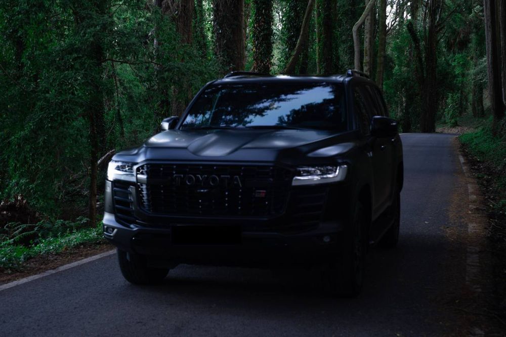 Toyota Land Cruiser LC300 GR Sport