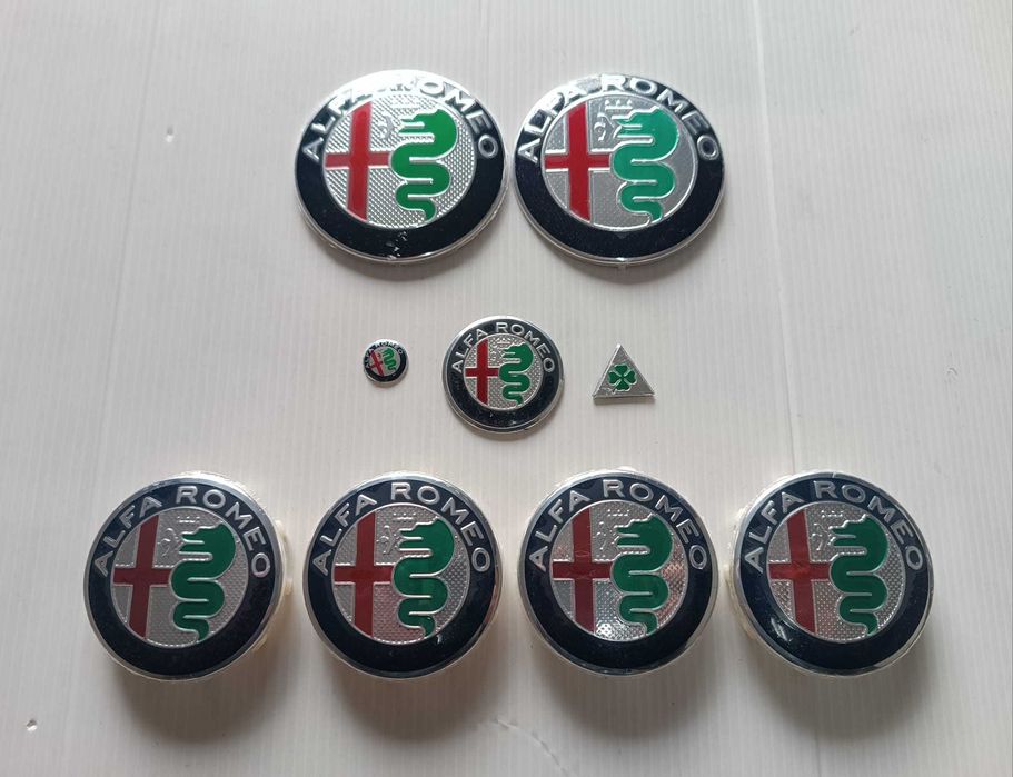 Alfa Romeo - Conjunto kit 9 símbolos/emblemas New Design