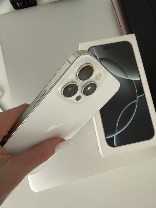 iPhone 16 pro Max 512