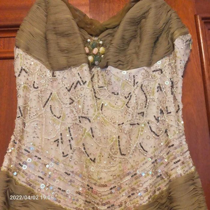 Vestido Cerimónia tons de verdes (TAMANHO 38/40) - USADO UMA VEZ