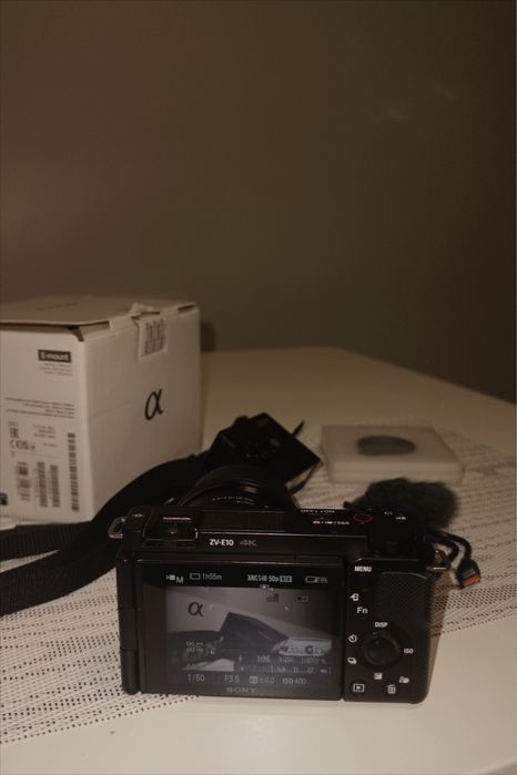Фотоаппрат Sony ZV e10