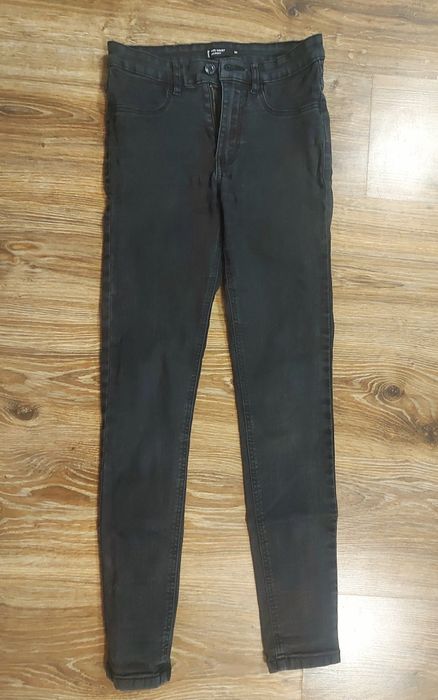 Czarne rurki sinsay rozm 38