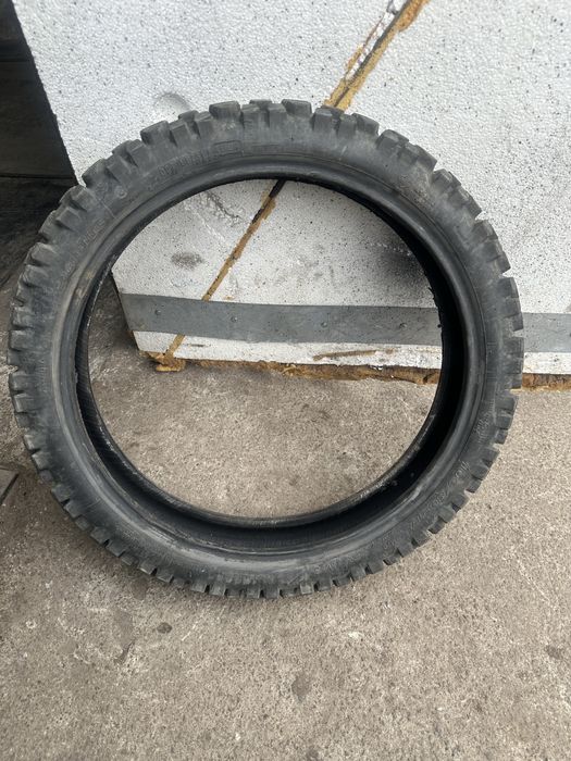 Продам резину на мот 100 80 17