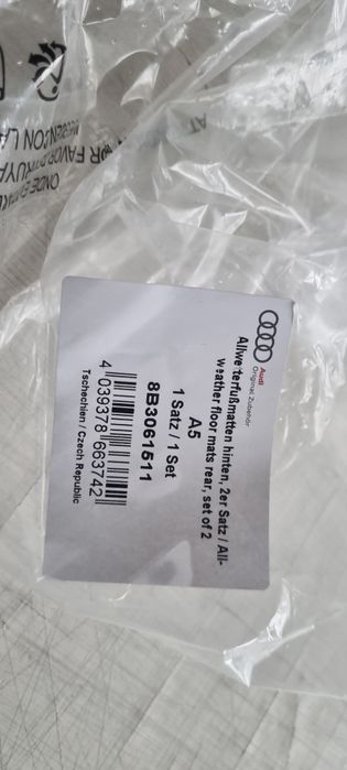 Dywaniki welurowe audi A5 B10 sedan/kombi