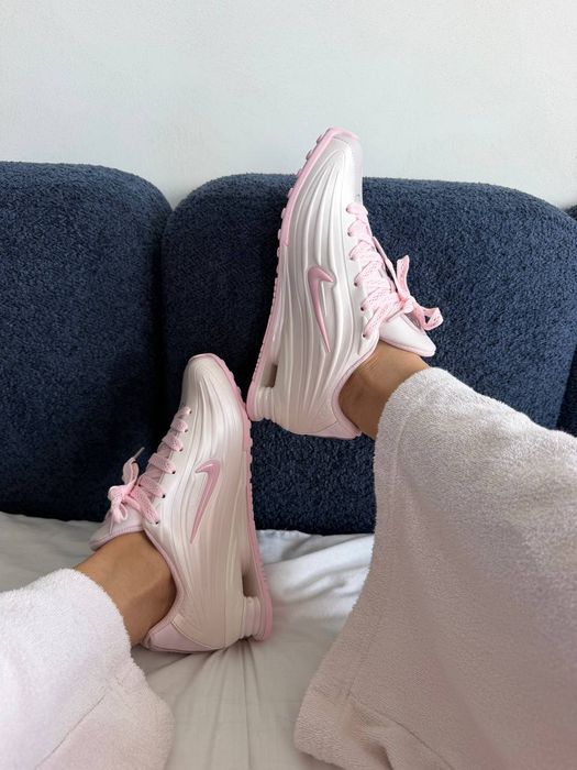 Кросівки Кроссовки NIKE SHOX R4 PINK FOAM  PEARL PINK Розовый Рожевий Кросовки демісезон