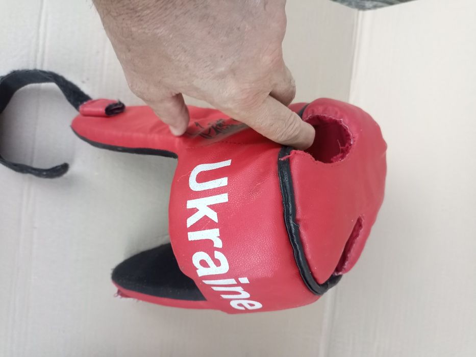 Шлем  спортивний