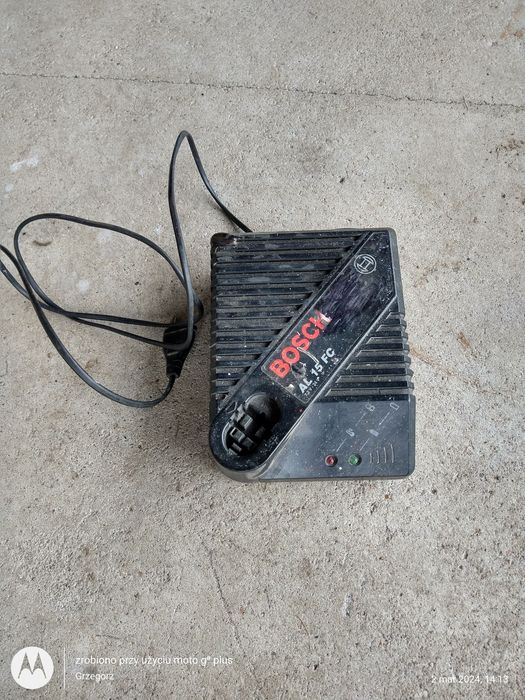 Sprzedam  ładowarkę