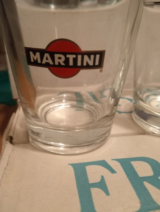 Copos Martini caixa 6 unidades