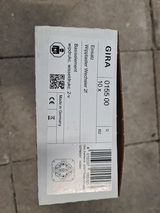 Przycisk zwierny podwójny Gira System 55 nr. 015500