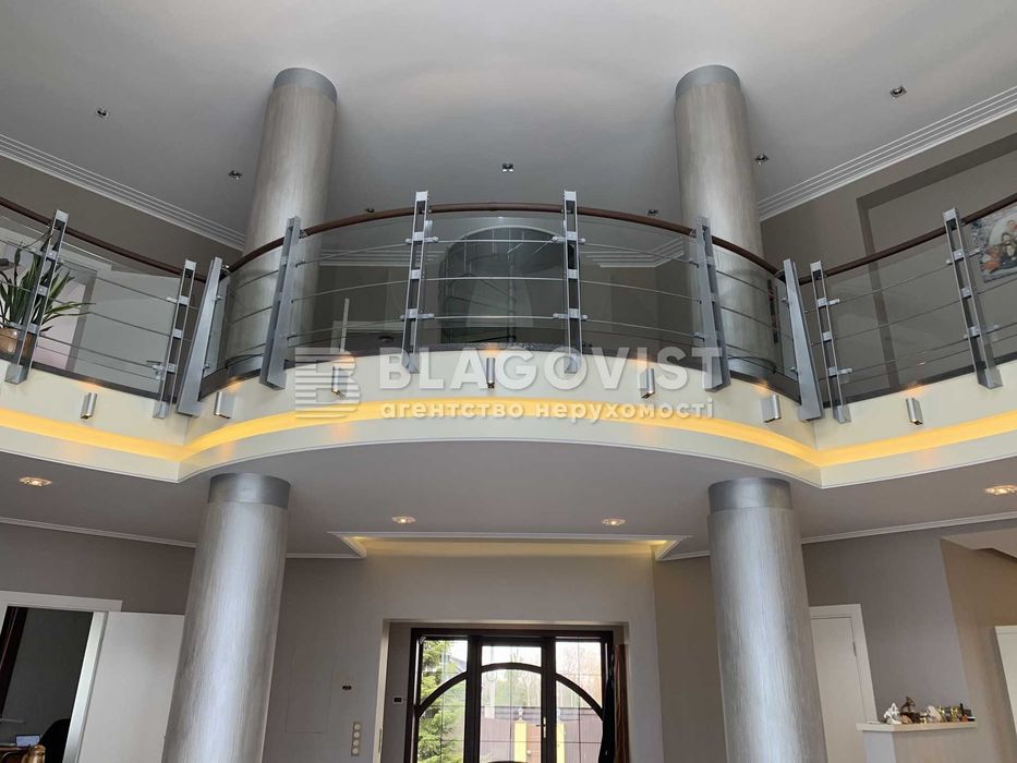 Без%! Продаж будинку напівострові ! Вихід на Затоку Дніпра  ! 560 кв