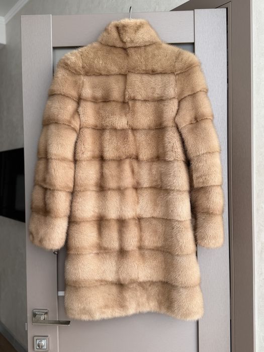 Натуральна норкова шуба HangFat S