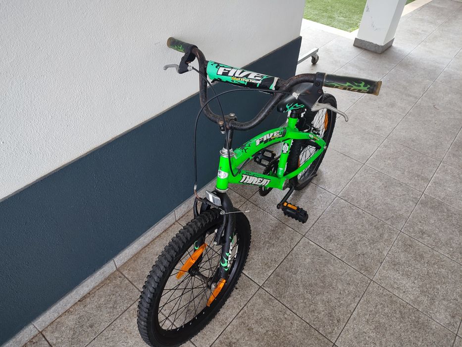 Bicicleta de criança (roda 20)