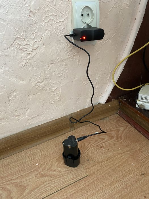 Дрель шуруповерт Makita
