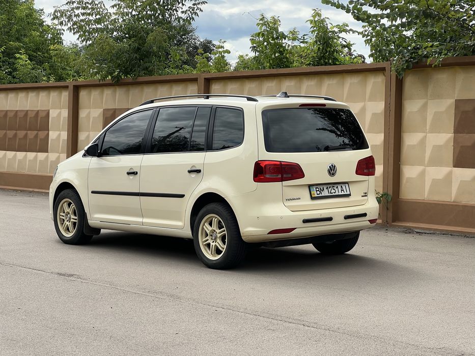 VW TOURAN 2012 1.4 газ метан/бензин