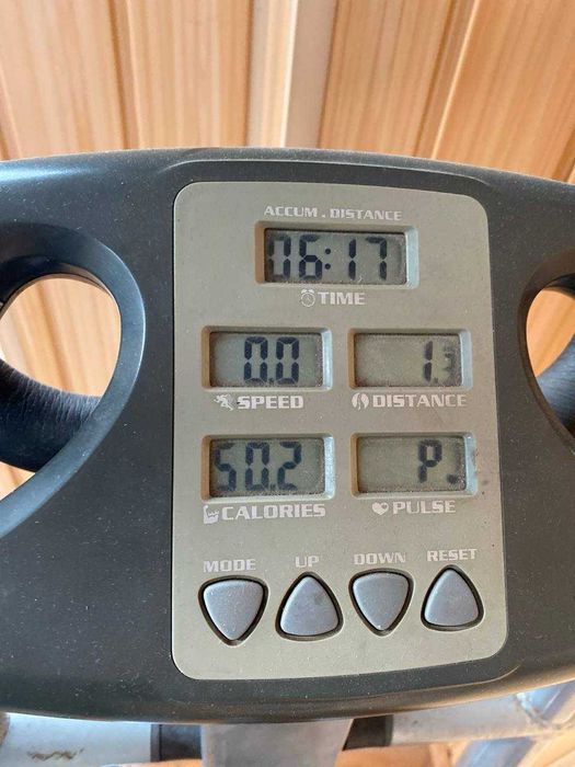 Тренажер орбітрек домашній