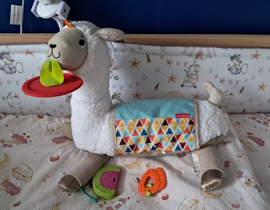Lama Fisher price wałek poduszka